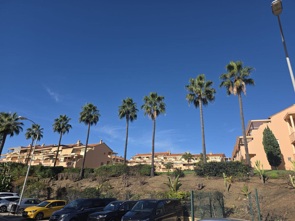 a2dd387d3a36198c6cfd39050167649b - 40