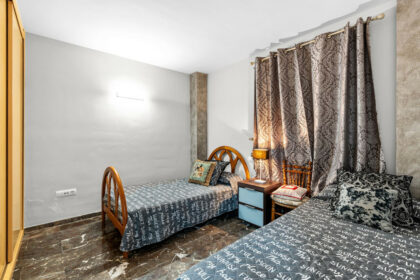 a2e2667bc7e7c4cf4e7c3bf1c1caf375 - 10