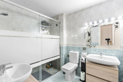 a2e2667bc7e7c4cf4e7c3bf1c1caf375 - 11