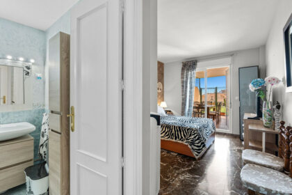 a2e2667bc7e7c4cf4e7c3bf1c1caf375 - 8