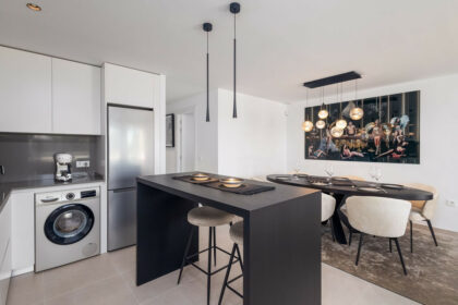 a2e481ec18354cccb64a14541f8184b2 - 7