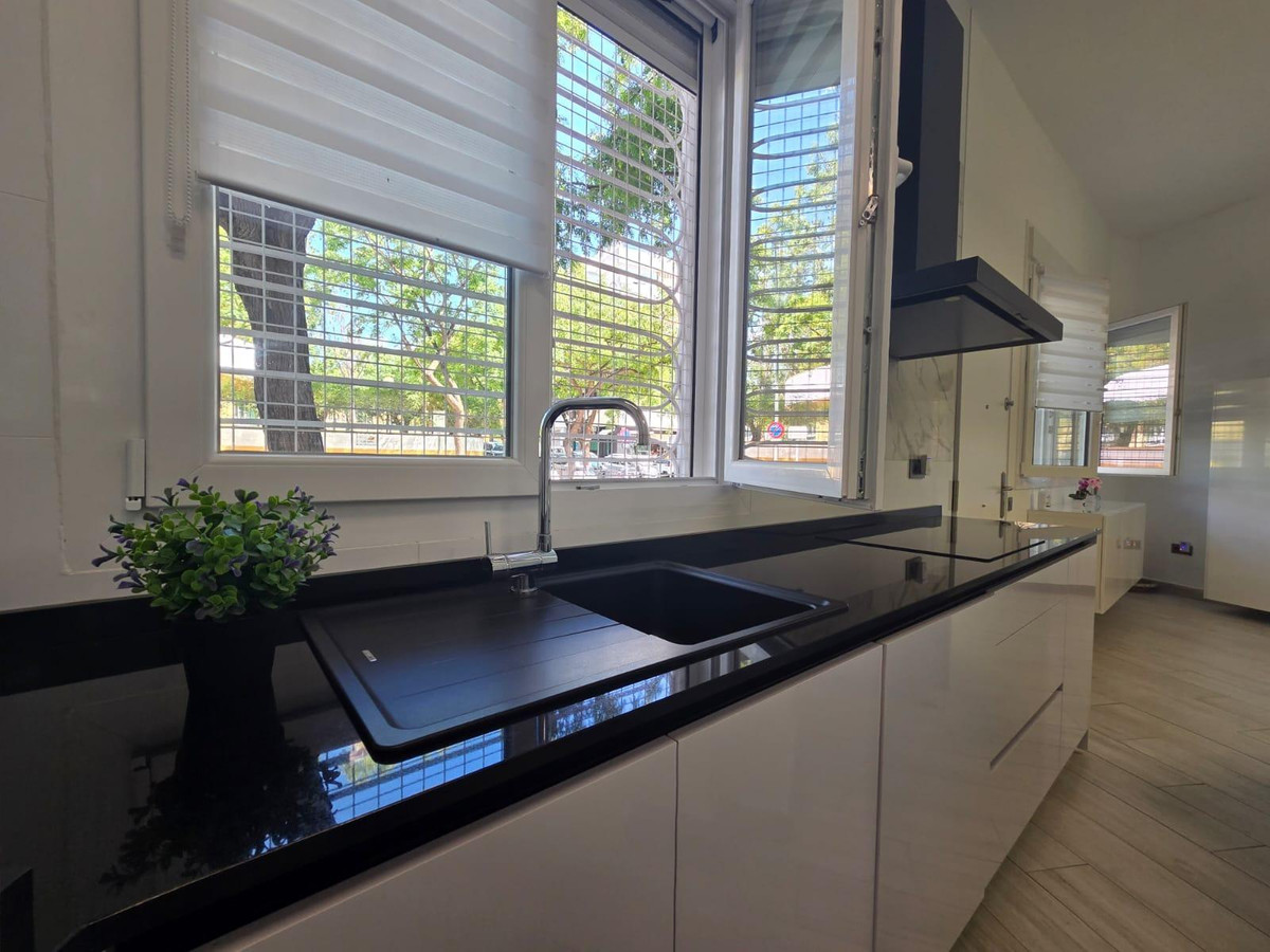 a3824951136c3d9afdfe2ec59712700a - 1