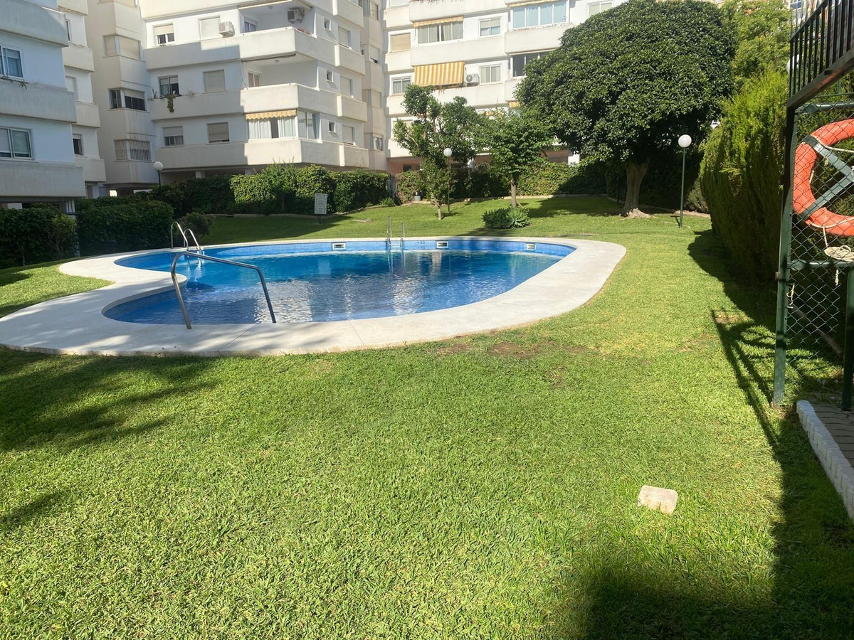 a3824951136c3d9afdfe2ec59712700a - 26