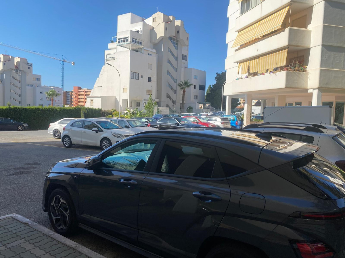 a3824951136c3d9afdfe2ec59712700a - 28