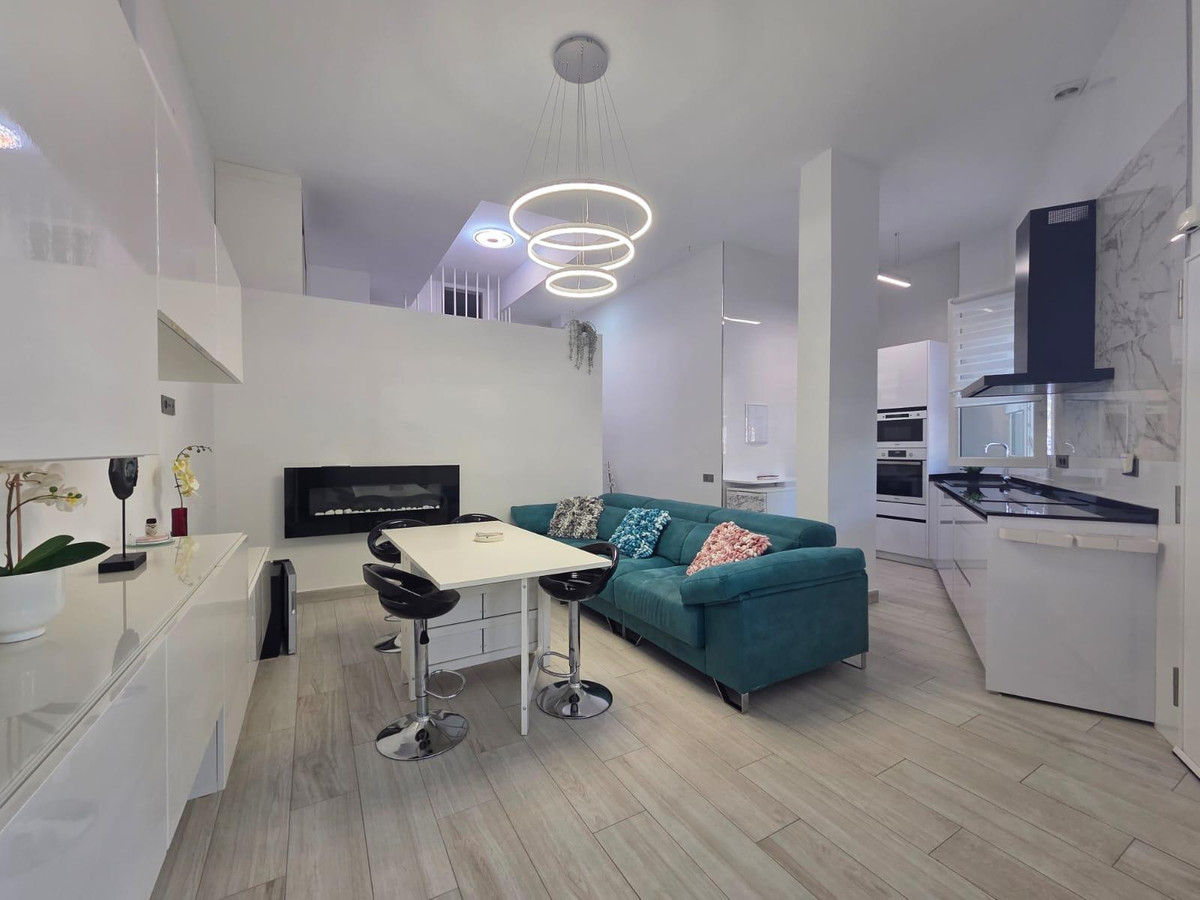 a3824951136c3d9afdfe2ec59712700a - 3