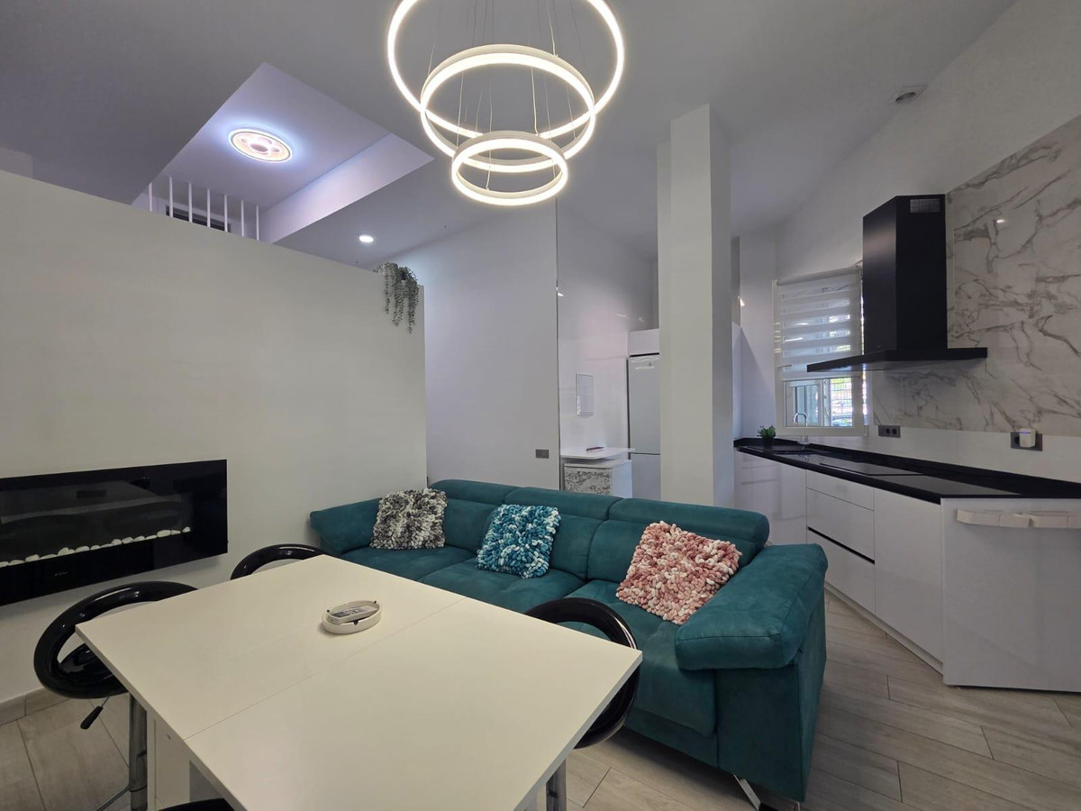 a3824951136c3d9afdfe2ec59712700a - 6