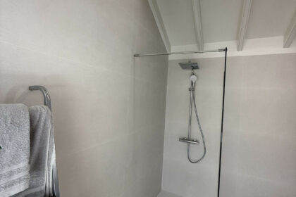 a3de42baf6bf80e828d26f0223bdd6d1 - 10