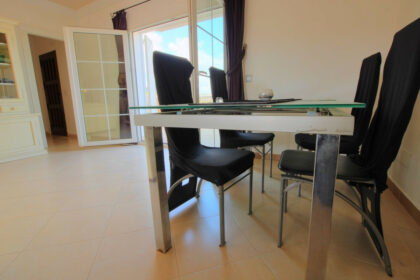 a3f5262561c64294bb1fd6924d90a166 - 11