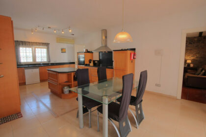 a3f5262561c64294bb1fd6924d90a166 - 15