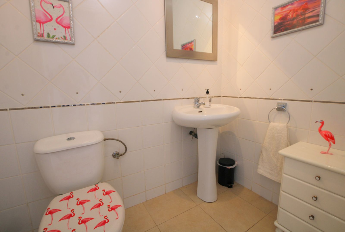 a3f5262561c64294bb1fd6924d90a166 - 22