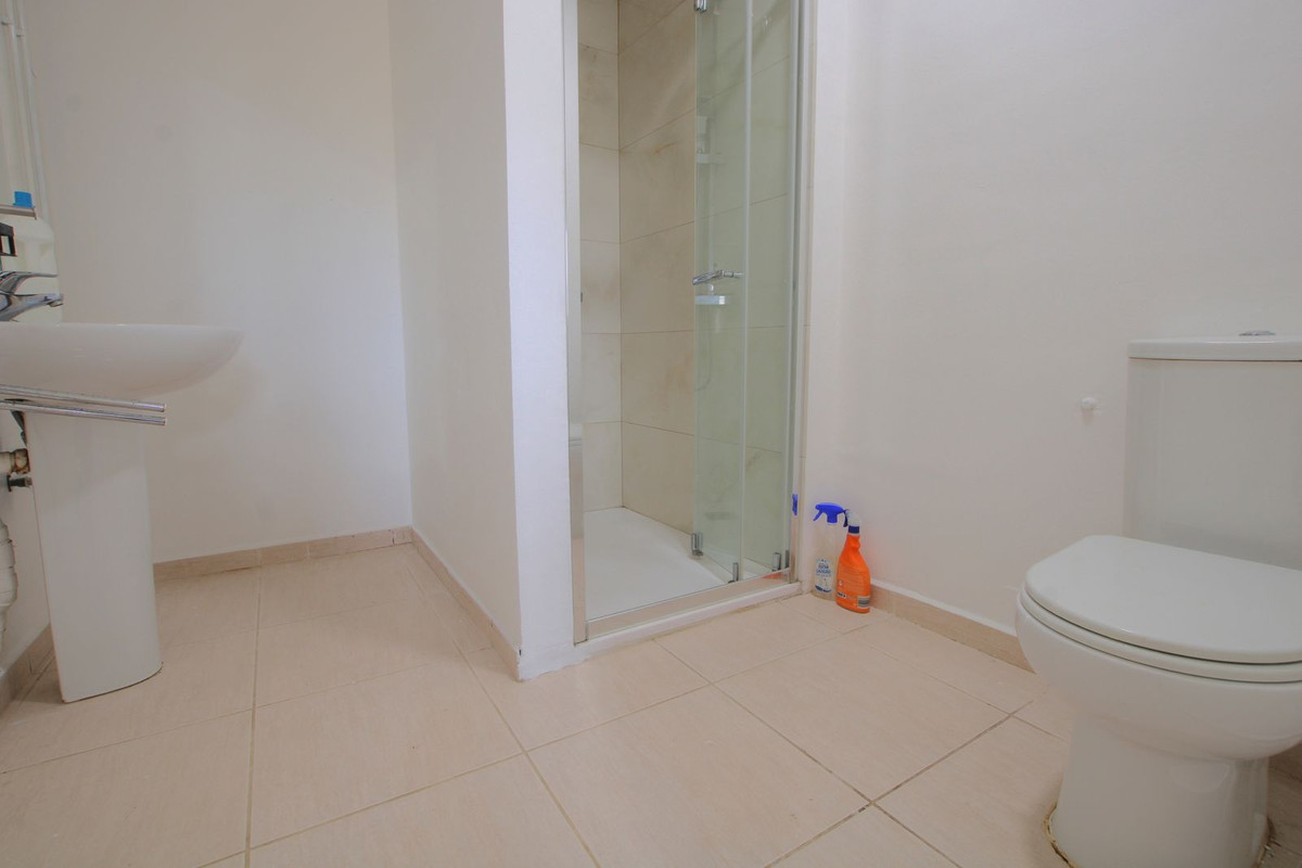 a3f5262561c64294bb1fd6924d90a166 - 47