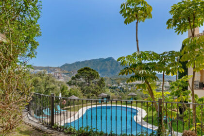 a43fd5077b49e75d5beac9a9a4f55020 - 2