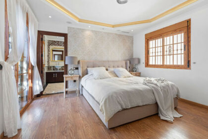 a462ea1179ada13925a74339ad889e02 - 18