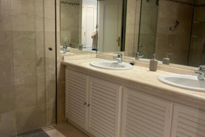 a4c3752a43bd219029e9b87aa1784645 - 16