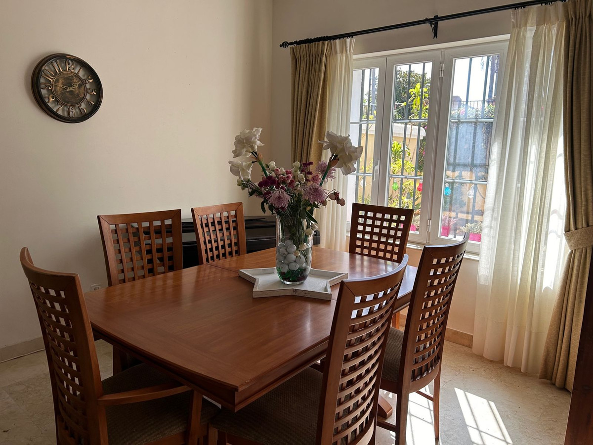 a584318a5254c2120ee7f0ab8cda9ce1 - 3