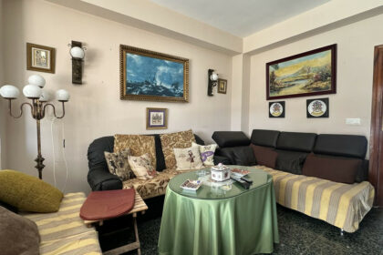 a60ee30237efc05138dc1b8c1a2fd921 - 8