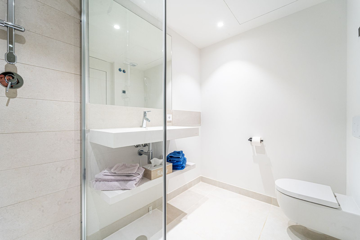 a66ac19f88393f503dc39835c95c36f7 - 12