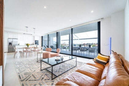 a66ac19f88393f503dc39835c95c36f7 - 18