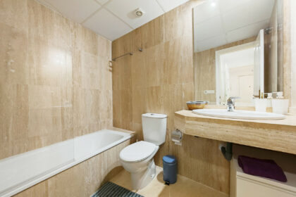 a9462e0a160de897926ec6e5f25b2f37 - 9