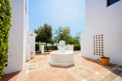 a94cf7180173291a0ae707925cc86b64 - 33