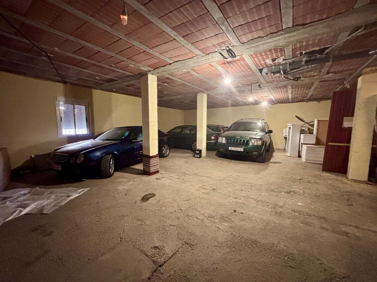 a967bed6555df6038644f528b79add4f - 16