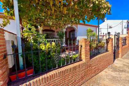 a967bed6555df6038644f528b79add4f - 2