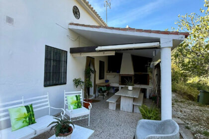 a9ce62bdac066de985a370fdcb504f47 - 3