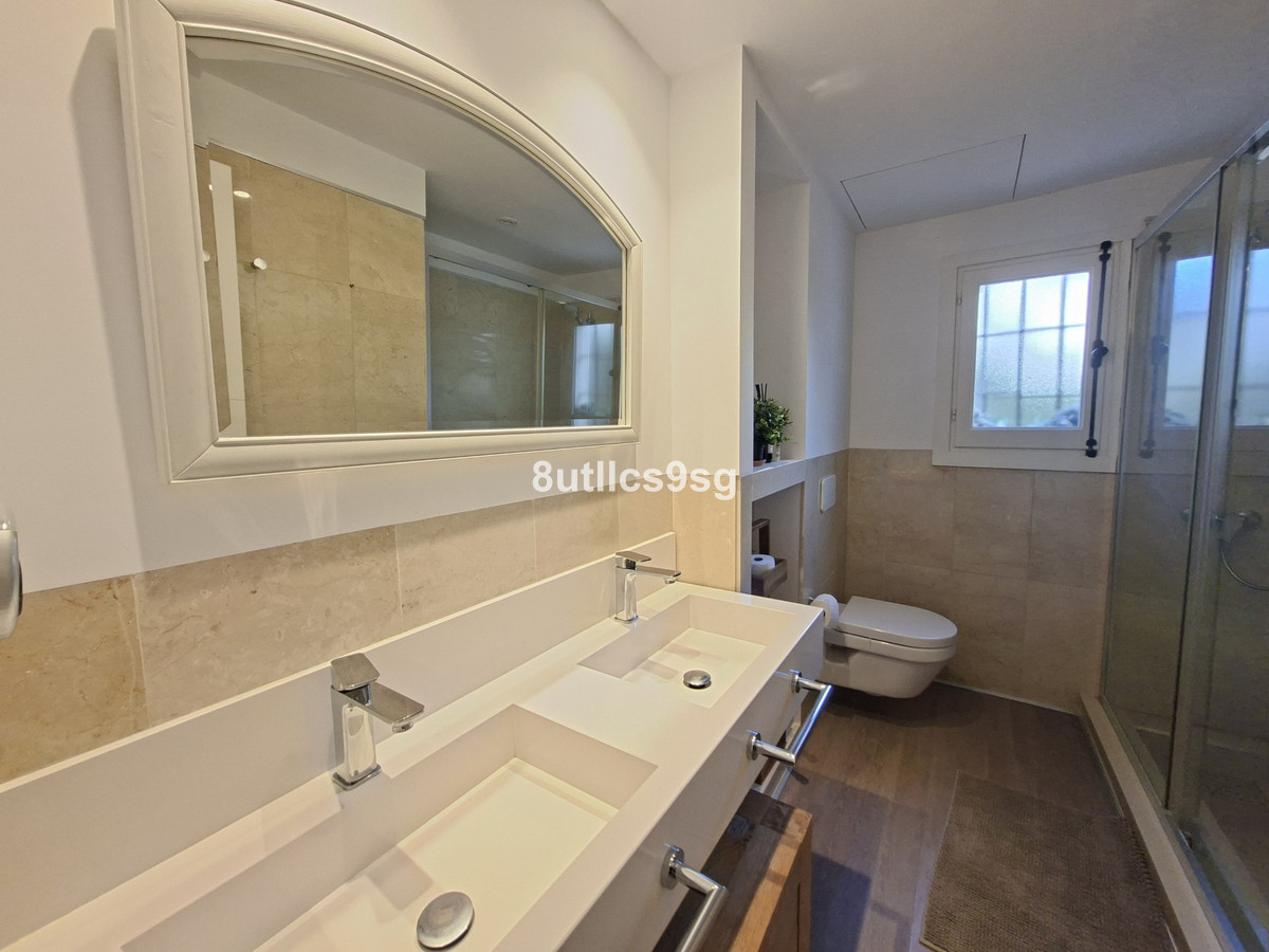 a9e170fa75d46dedffebca45ec2e2e0e - 34