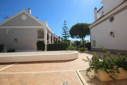 aa6f3628d51ac6f0b504f3e405b9b726 - 12