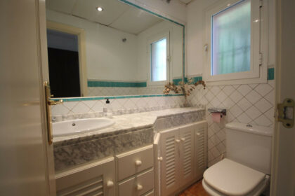 aa6f3628d51ac6f0b504f3e405b9b726 - 14