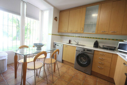 aa6f3628d51ac6f0b504f3e405b9b726 - 16