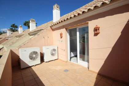 aa6f3628d51ac6f0b504f3e405b9b726 - 18