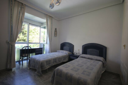 aa6f3628d51ac6f0b504f3e405b9b726 - 26