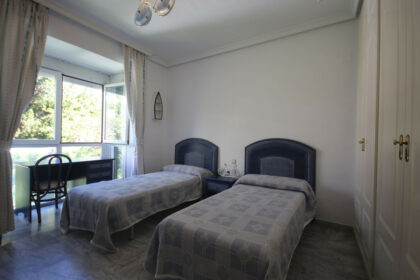 aa6f3628d51ac6f0b504f3e405b9b726 - 27