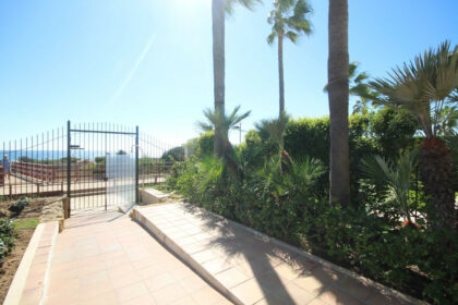 aa6f3628d51ac6f0b504f3e405b9b726 - 53