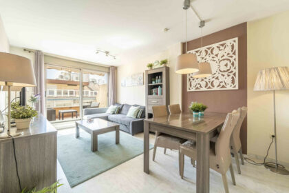 aaab17e53c91a8e1bbe725738da8d803 - 1