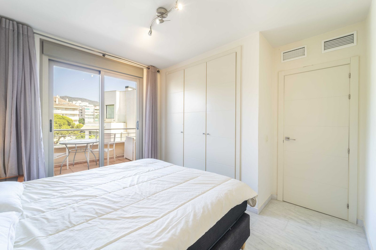 aaab17e53c91a8e1bbe725738da8d803 - 15