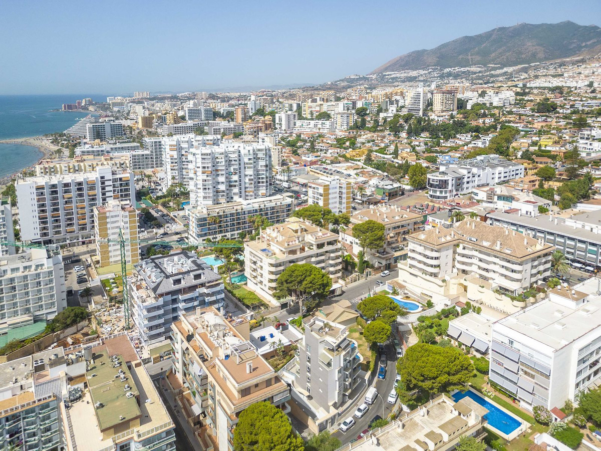 aaab17e53c91a8e1bbe725738da8d803 - 17