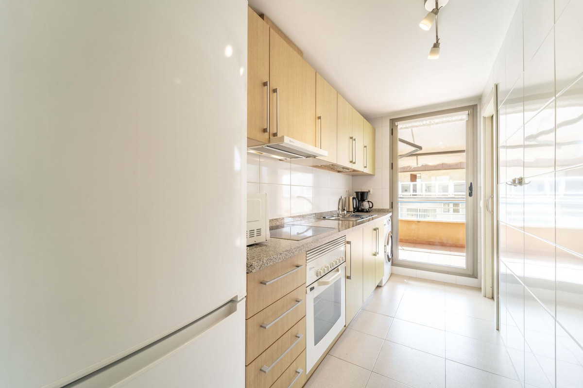 aaab17e53c91a8e1bbe725738da8d803 - 22