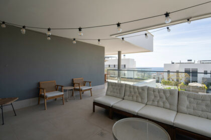 ab7858337054170ebebade6706ed9e4f - 18