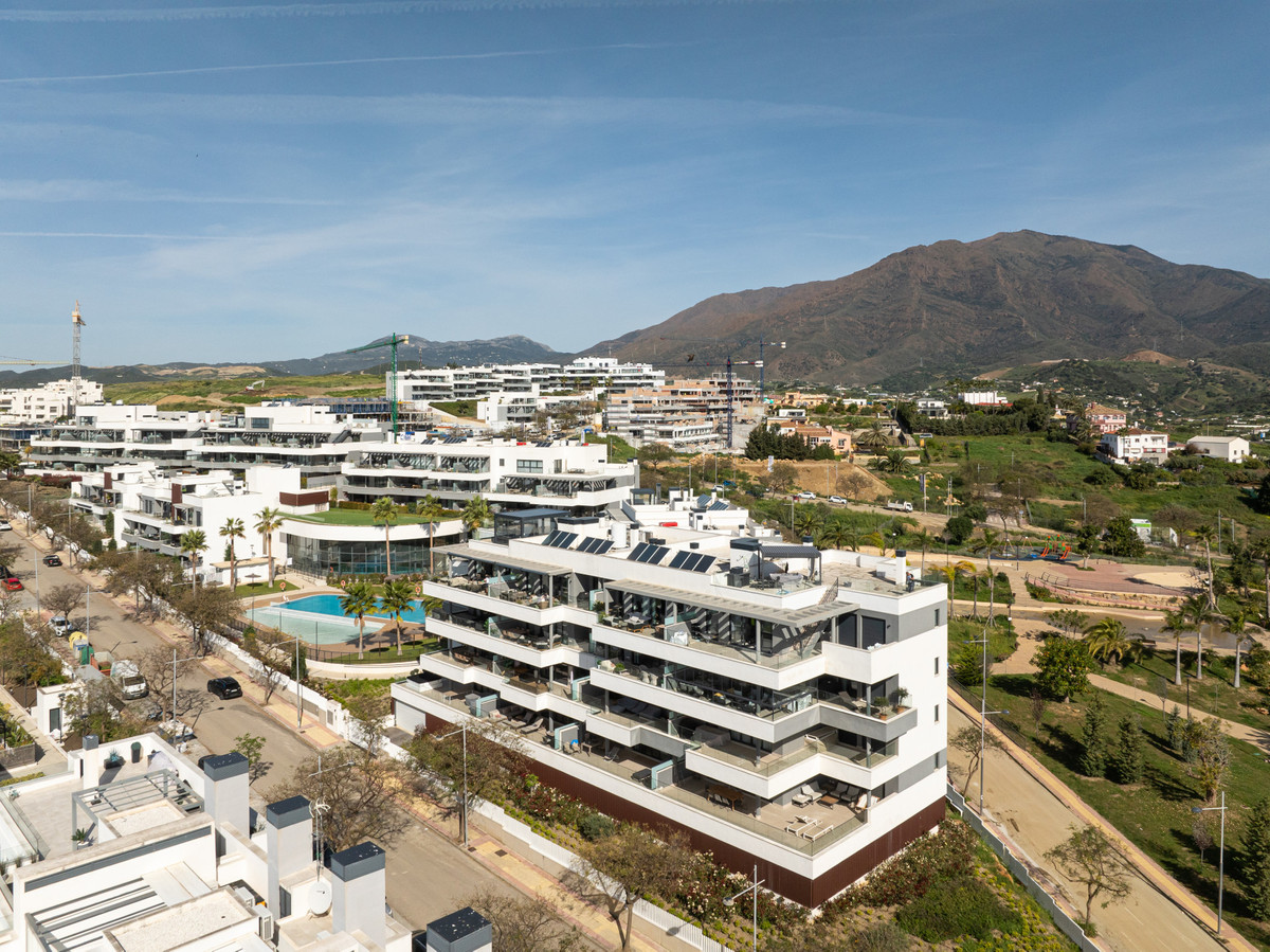 ab7858337054170ebebade6706ed9e4f - 33