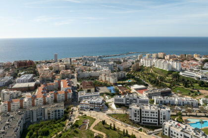 ab7858337054170ebebade6706ed9e4f - 35