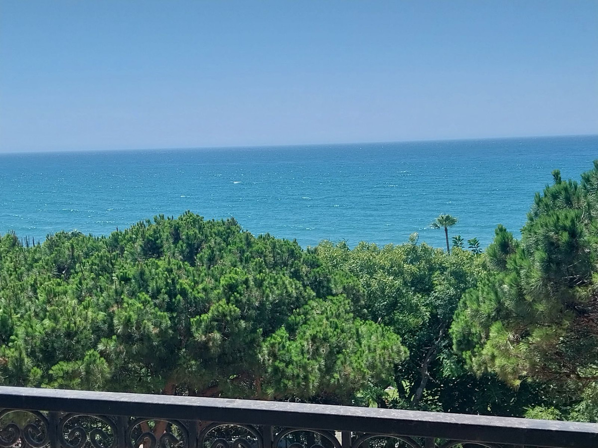 ac4f2b1fdf06e8bcd77cbfcb80998f33 - 49