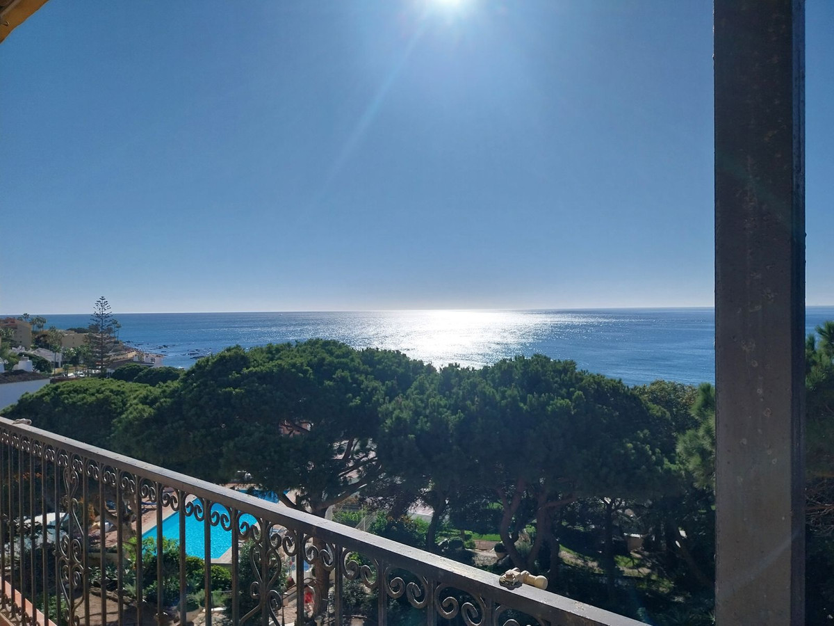 ac4f2b1fdf06e8bcd77cbfcb80998f33 - 50