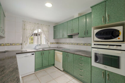 ac862e24201a09a3ca435ba3ee5396dc - 8