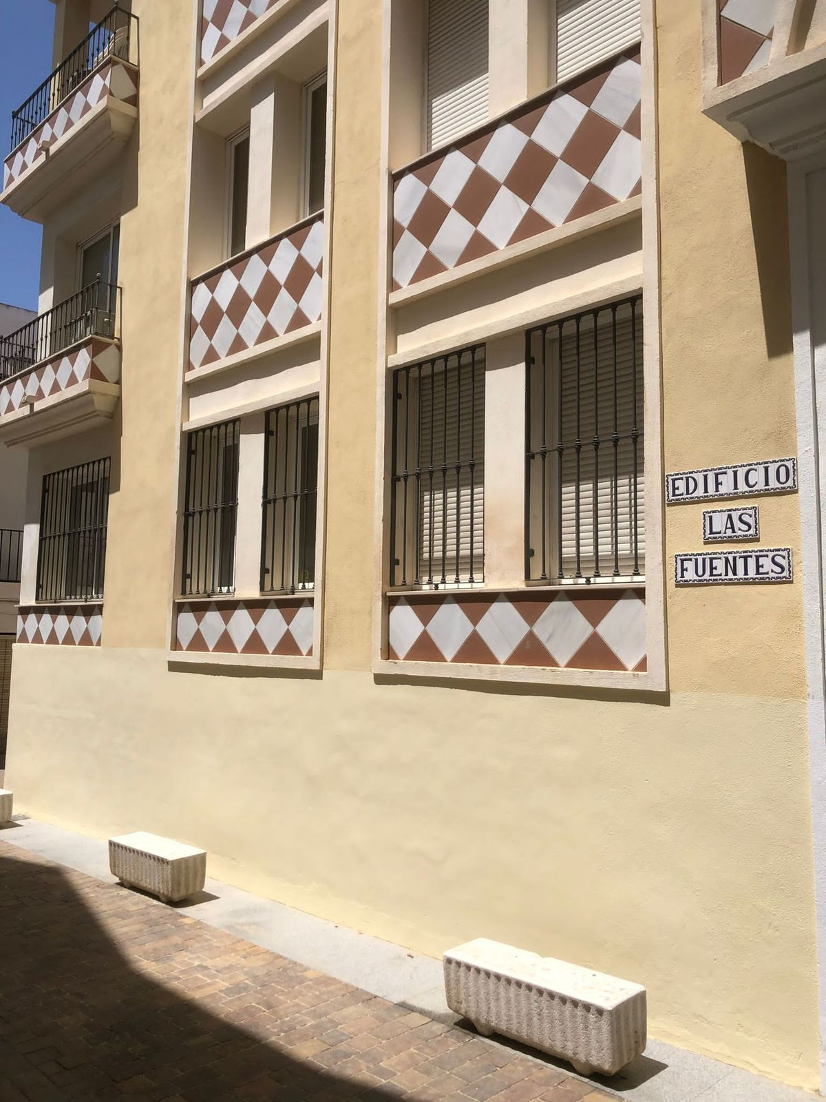 ade5df248202ef7d9ee2c92d3253e9b7 - 12