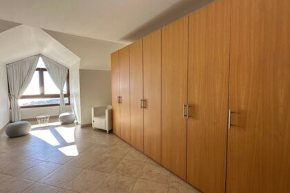 ae005308fad298afde948e5fe2a9b3e2 - 19