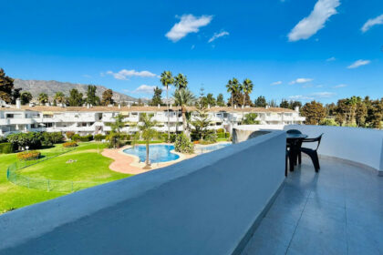 ae0d714e5367a7db365b4fcbd3751fe7 - 11