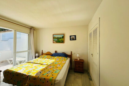 ae0d714e5367a7db365b4fcbd3751fe7 - 18