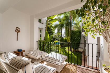 ae2e437b51b44167d4f74c324299326d - 6